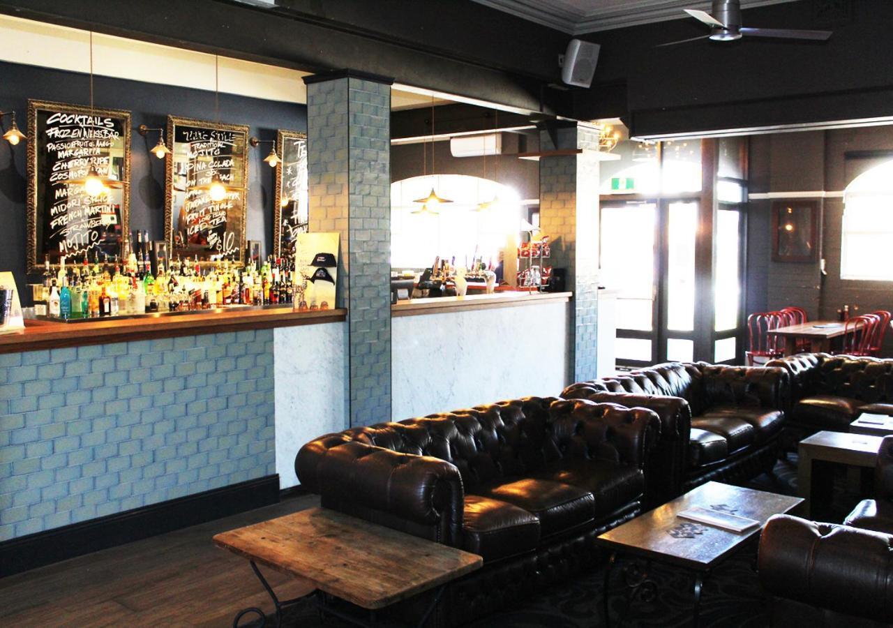 The Astor Hotel Motel Goulburn Esterno foto